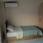 Twins House Pool 2 *