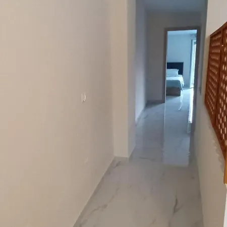 Feriehus Twins House Pool 2 *