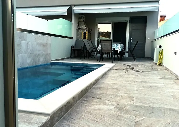 Twins House Pool 2 Prázdninový dům *